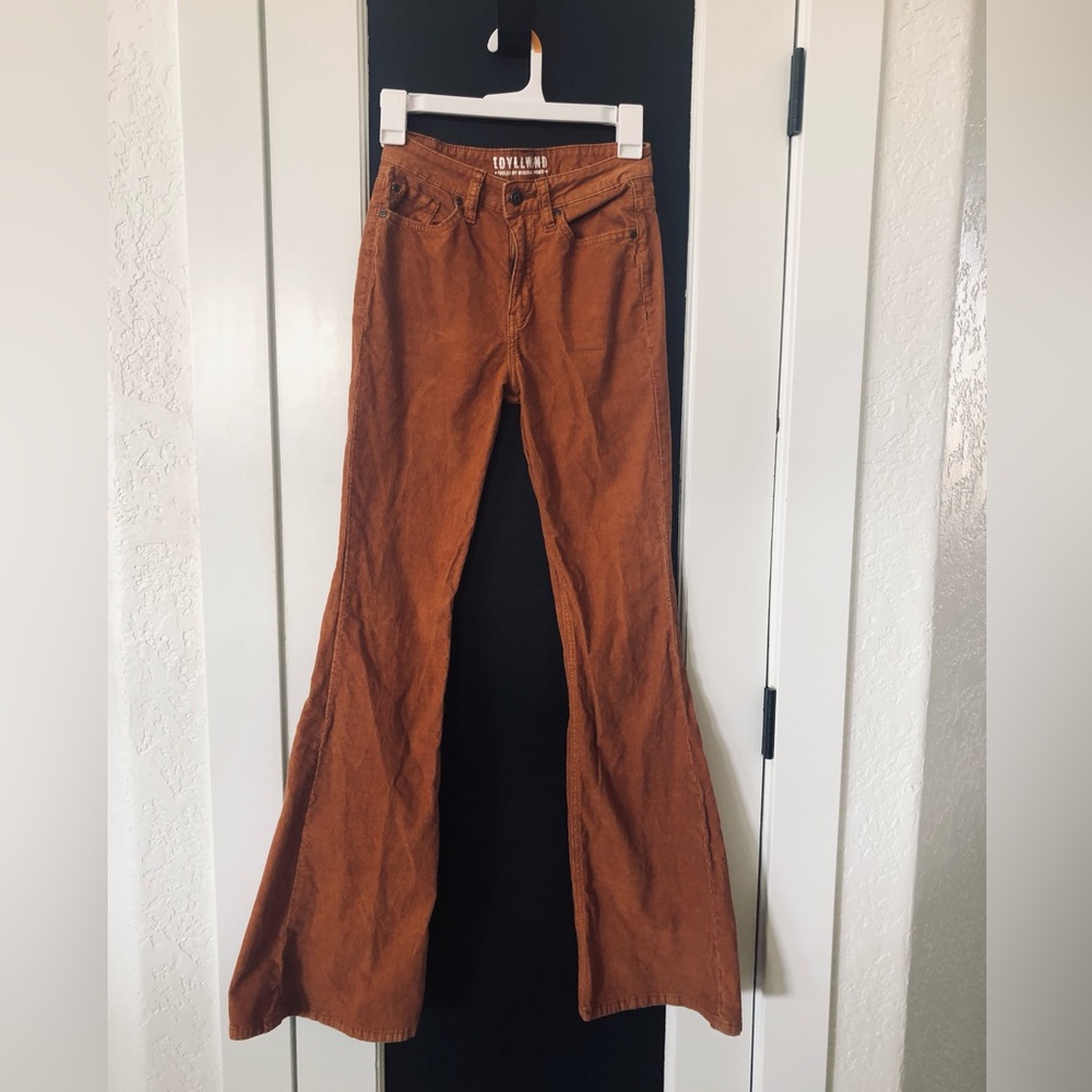 Brown corduroy Idyllwind
